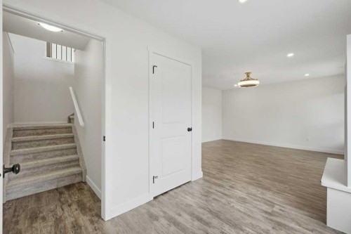 93 Valley Crescent, Blackfalds, AB - Indoor Photo Showing Other Room