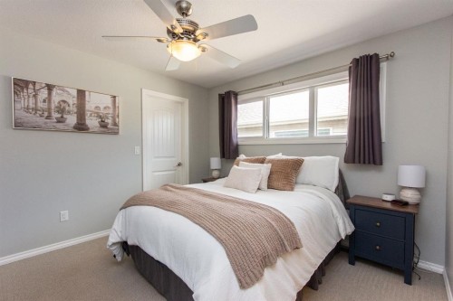 52 Almond Crescent, Blackfalds, AB - Indoor Photo Showing Bedroom