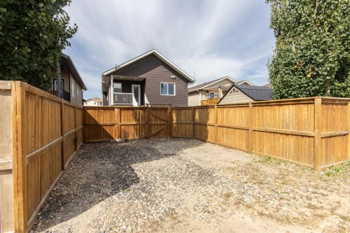 52 Almond Crescent, Blackfalds, AB - Outdoor