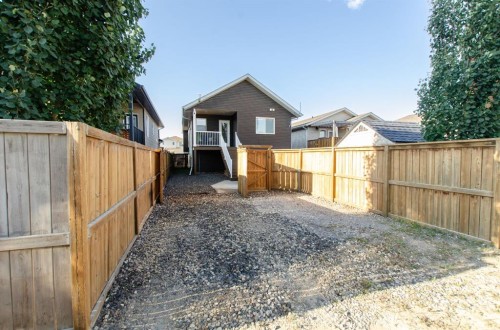 52 Almond Crescent, Blackfalds, AB - Outdoor