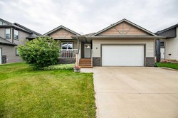 9 Valmont Street Blackfalds, AB T0M 0J0