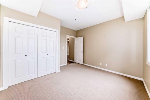 206-69 Ironstone Drive, Red Deer, AB - Indoor Photo Showing Other Room