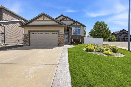 362 Webster Drive  Red Deer, AB T4N 1E2