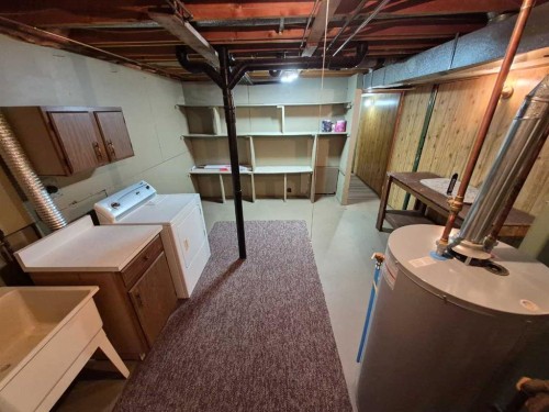 68 Hermary, Red Deer, AB - Indoor