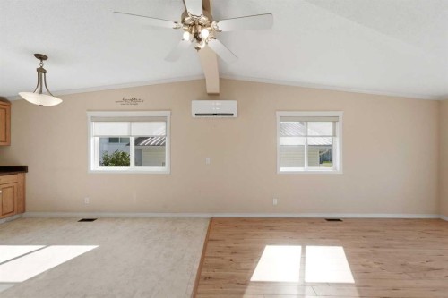 4591 Eastview Crescent, Rimbey, AB - Indoor Photo Showing Other Room