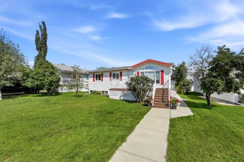 4591 Eastview Crescent, Rimbey, AB - Outdoor