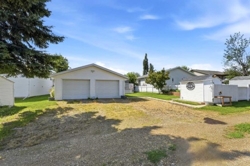 4591 Eastview Crescent, Rimbey, AB - Outdoor