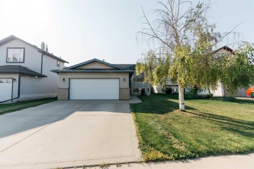 73 Ogilvie Close, Red Deer, AB - Outdoor With Facade