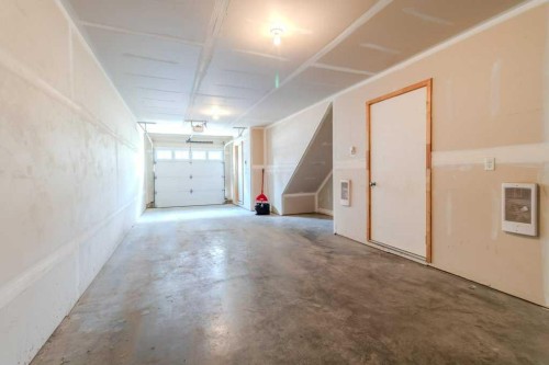 702-125 Caribou Crescent, Red Deer, AB - Indoor Photo Showing Other Room