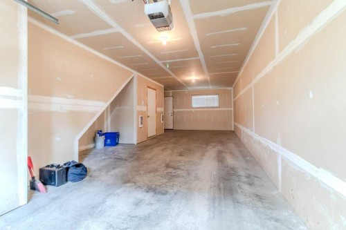 702-125 Caribou Crescent, Red Deer, AB - Indoor Photo Showing Other Room