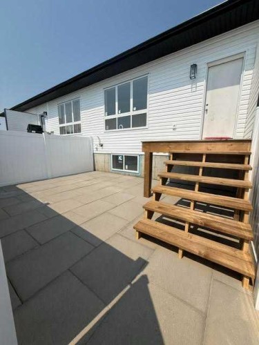 7 Gray Close, Sylvan Lake, AB - Outdoor With Exterior