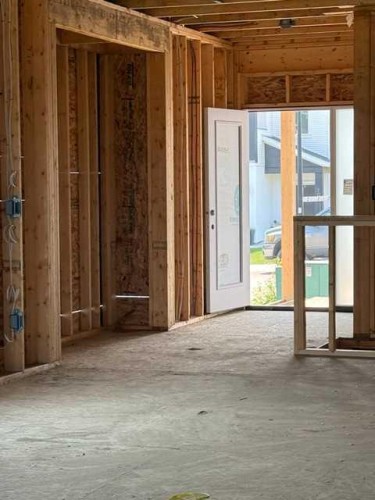 11 Vincent Gate, Sylvan Lake, AB - Indoor Photo Showing Other Room