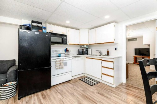 10 Odstone Green, Red Deer, AB - Indoor Photo Showing Kitchen With Double Sink