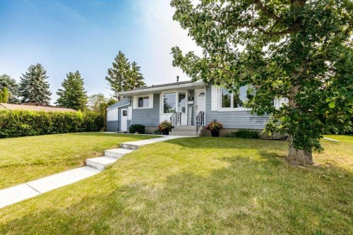 10 Odstone Green, Red Deer, AB - Outdoor