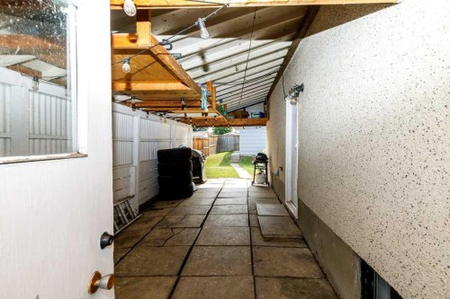 10 Odstone Green, Red Deer, AB - 