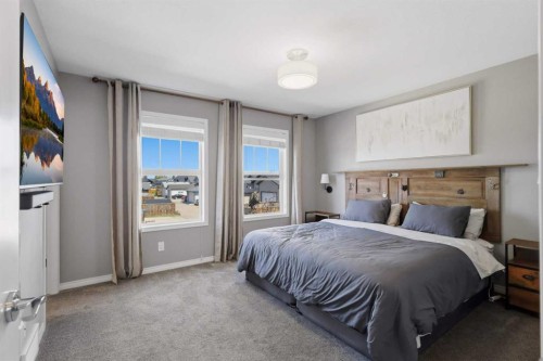 9 Hampton Crescent, Sylvan Lake, AB - Indoor Photo Showing Bedroom
