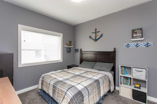 51 Emily Crescent, Lacombe, AB - Indoor Photo Showing Bedroom
