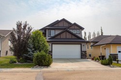 51 Emily Crescent Lacombe, AB T4L 0C8