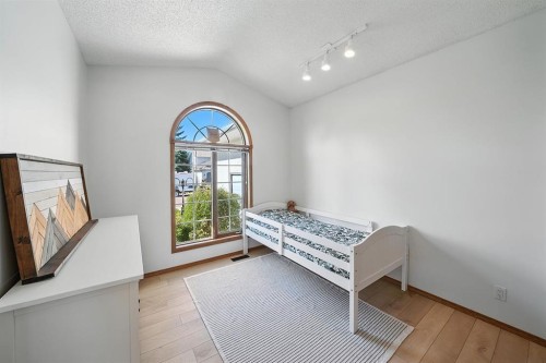 14 Denison Crescent, Red Deer, AB - Indoor Photo Showing Bedroom