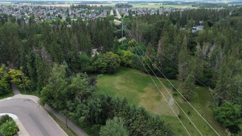 20 Cronquist Close, Red Deer, AB 
