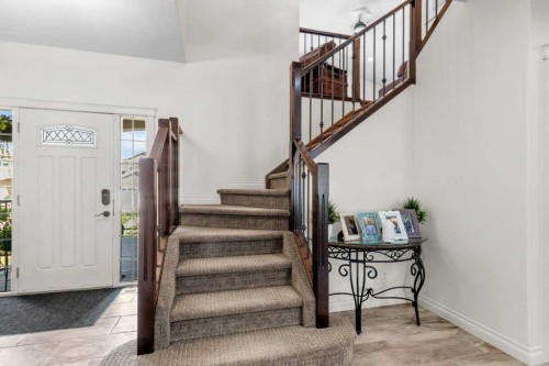 7 Rosewood Rise, Sylvan Lake, AB - Indoor Photo Showing Other Room