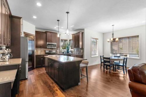 7 Rosewood Rise, Sylvan Lake, AB - Indoor Photo Showing Other Room