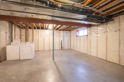 92 Ireland Crescent, Red Deer, AB - Indoor Photo Showing Other Room