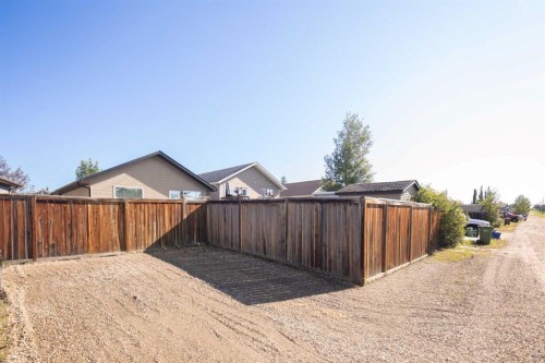 92 Ireland Crescent, Red Deer, AB - Outdoor