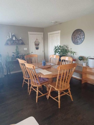 39530 Range Road 22, Rural Lacombe County, AB - Indoor Photo Showing Dining Room