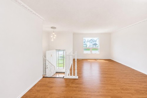 7363 59 Avenue, Red Deer, AB - Indoor Photo Showing Other Room