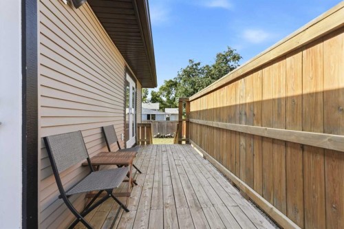 4814 Lorne Avenue, Blackfalds, AB - Outdoor With Deck Patio Veranda With Exterior