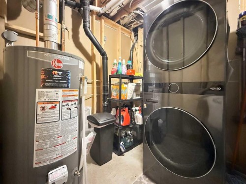 4814 Lorne Avenue, Blackfalds, AB - Indoor Photo Showing Basement