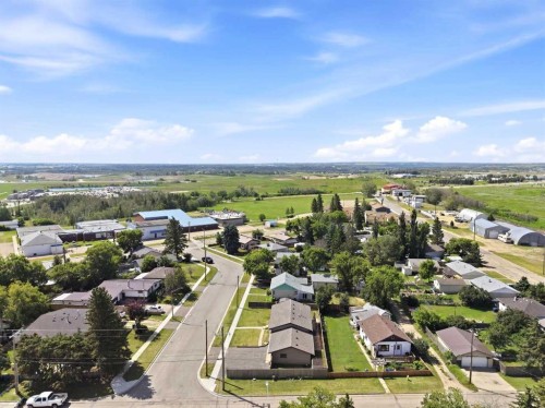 4814 Lorne Avenue, Blackfalds, AB - Outdoor With View