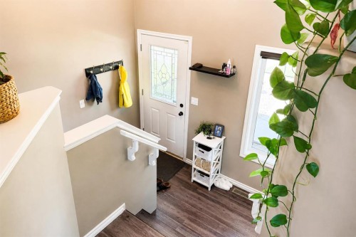 63 Hawkridge Boulevard, Penhold, AB - Indoor Photo Showing Other Room