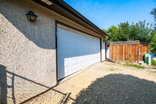 21 Malcolm Crescent, Red Deer, AB - Outdoor With Exterior