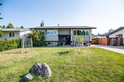21 Malcolm Crescent Red Deer, AB T4N 0J9
