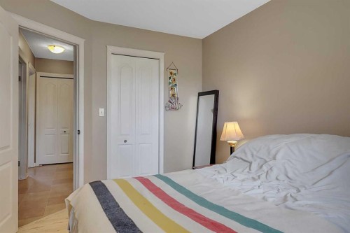 125 Crawford Street, Red Deer, AB - Indoor Photo Showing Bedroom