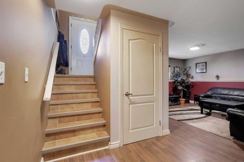 125 Crawford Street, Red Deer, AB - Indoor Photo Showing Other Room