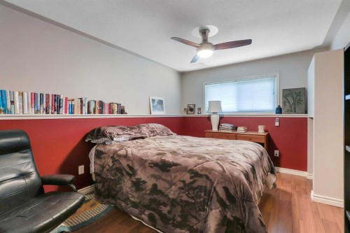 125 Crawford Street, Red Deer, AB - Indoor Photo Showing Bedroom