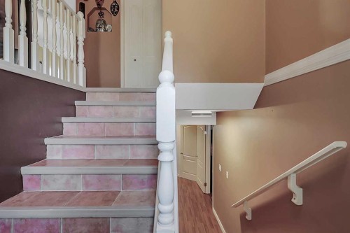 125 Crawford Street, Red Deer, AB - Indoor Photo Showing Other Room