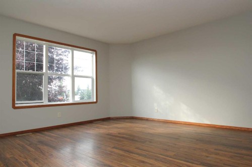 264 Vanson Close, Red Deer, AB - Indoor Photo Showing Other Room