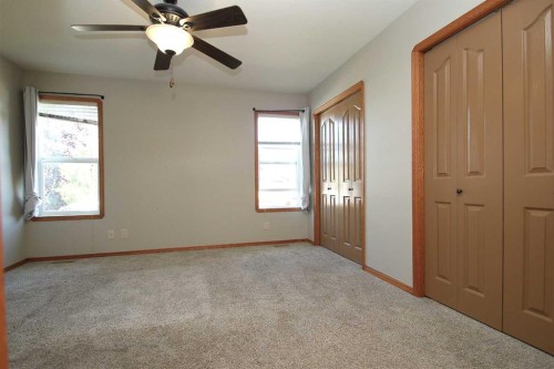 264 Vanson Close, Red Deer, AB - Indoor Photo Showing Other Room