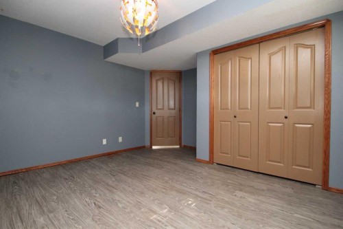 264 Vanson Close, Red Deer, AB - Indoor Photo Showing Other Room