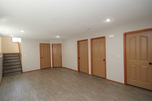 264 Vanson Close, Red Deer, AB - Indoor Photo Showing Other Room