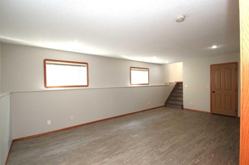 264 Vanson Close, Red Deer, AB - Indoor Photo Showing Other Room