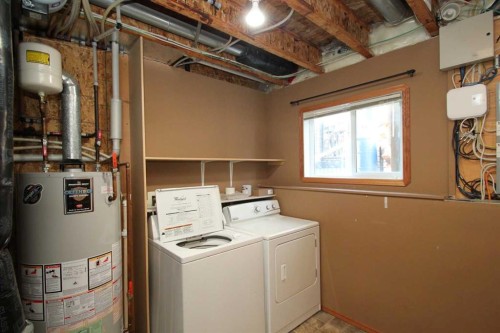 264 Vanson Close, Red Deer, AB - Indoor Photo Showing Other Room