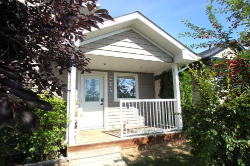 264 Vanson Close, Red Deer, AB - Outdoor