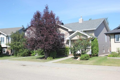 264 Vanson Close, Red Deer, AB - Outdoor
