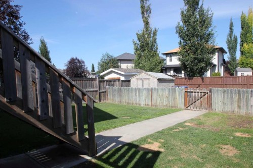 264 Vanson Close, Red Deer, AB - Outdoor