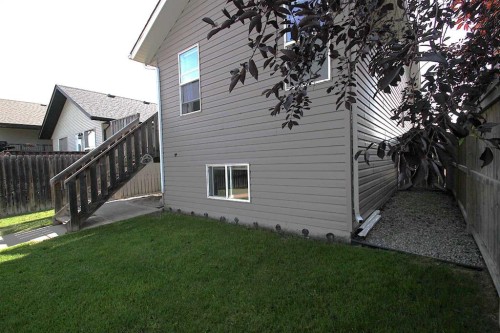 264 Vanson Close, Red Deer, AB - Outdoor With Exterior